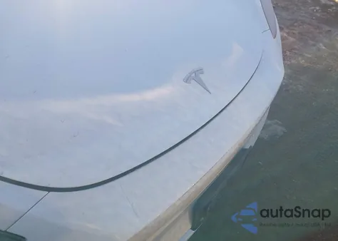 2023 Tesla Model Y Awd/Long Range Dual Motor All-Wheel Drive из США, поврежденный, VIN 7SAYGDEE0PF767856